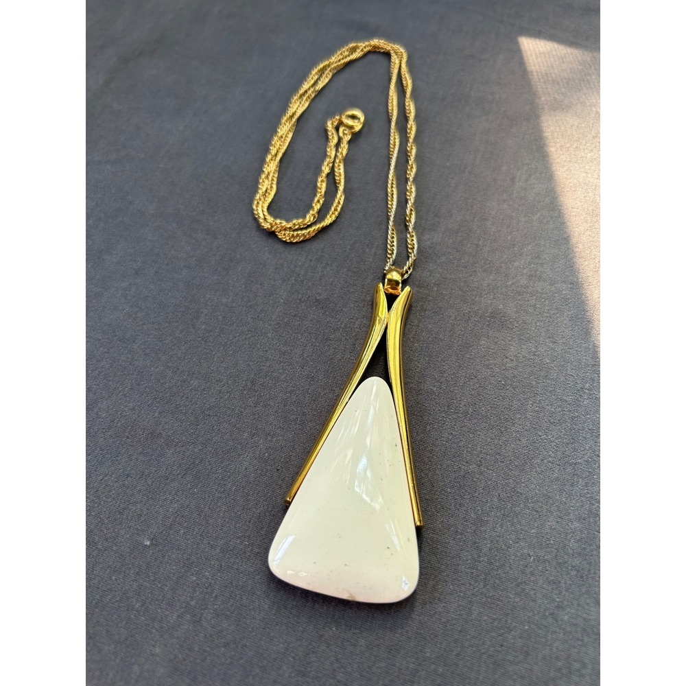 Vintage Trifari Gold Tone White Triangle Pendant Necklace Modernist 24in Chain